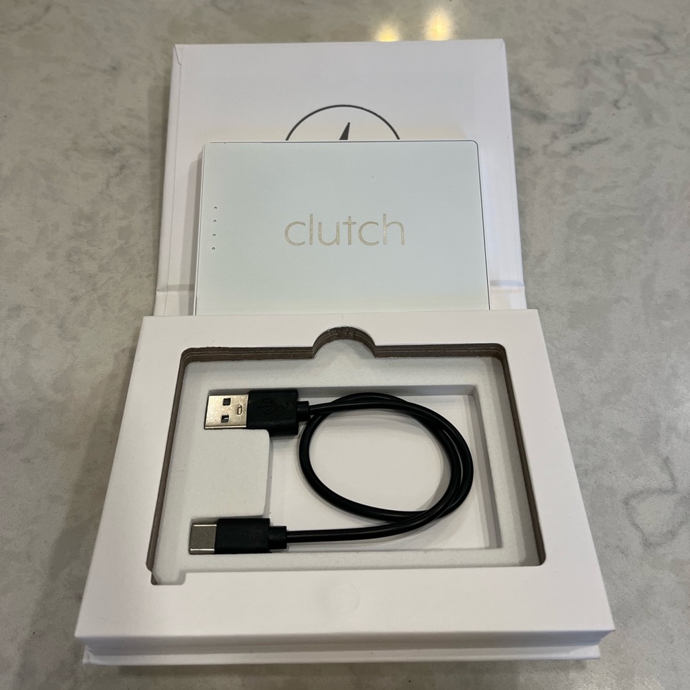 Clutch Pro Lightning Portable Charger - Picture 8 of 8